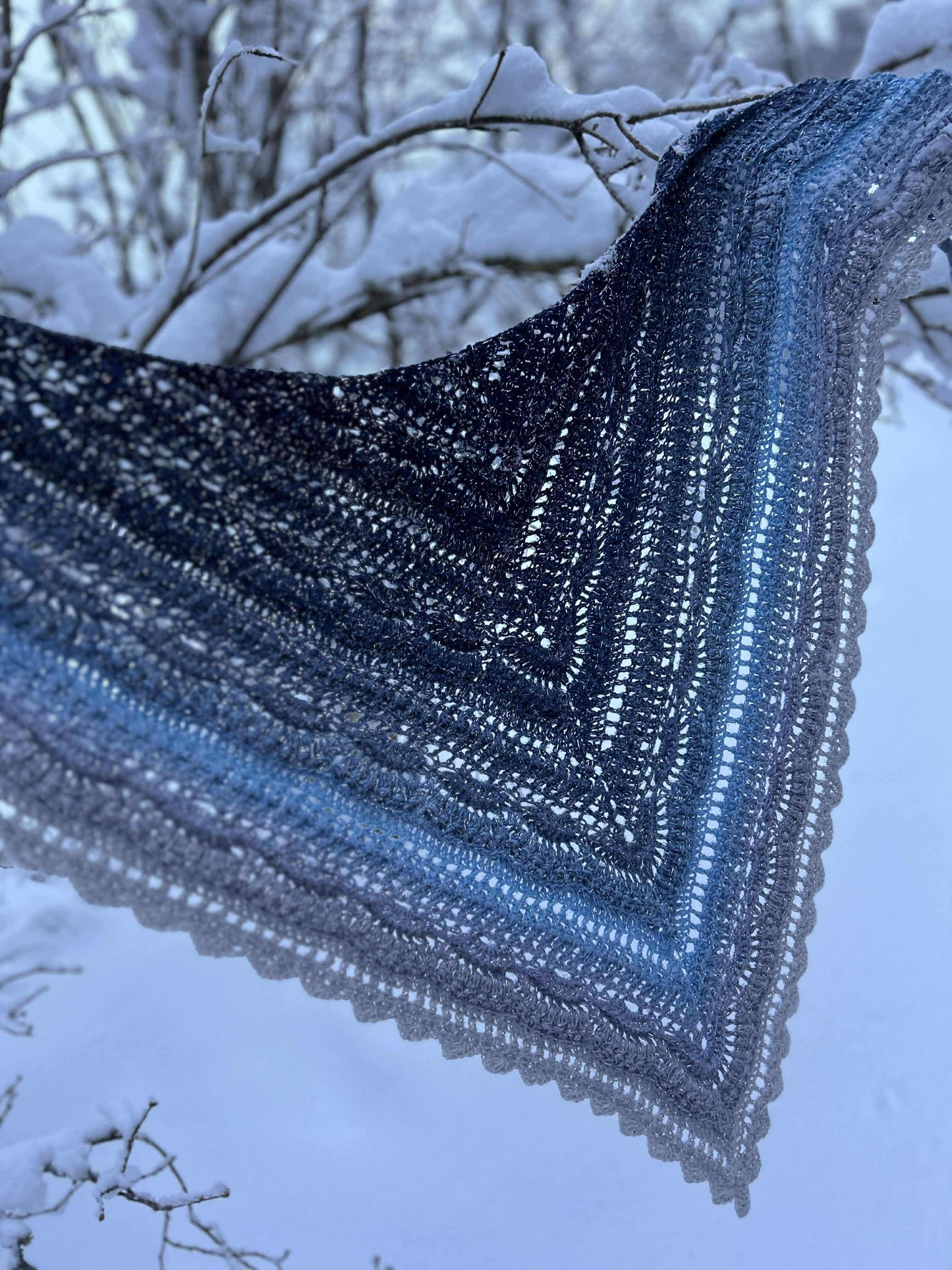 Crochet shawl Inverno