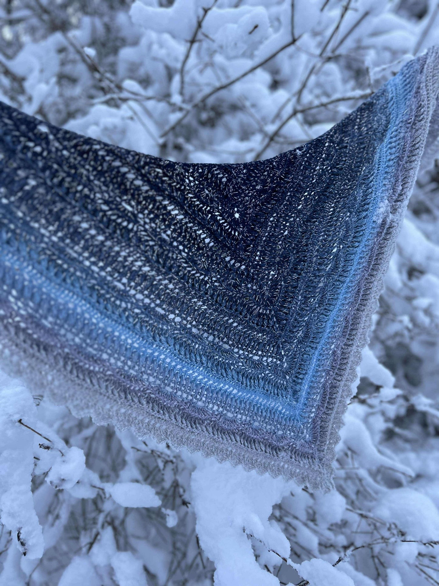 Crochet shawl Inverno